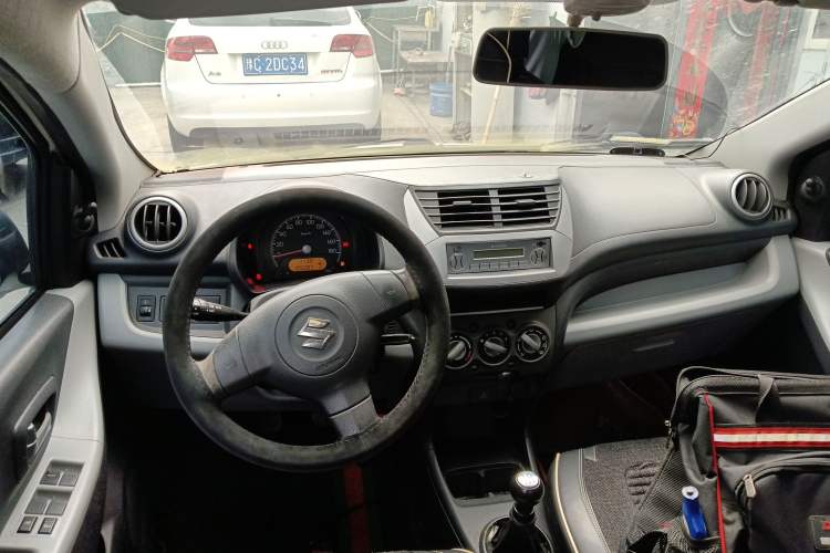 Used Suzuki Alto 2013 Revised Version 1.0L Manual Comfort Edition Center Console