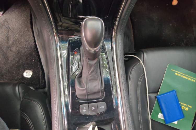 Used Cadillac ATS-L 2017 28T Fashion Edition
