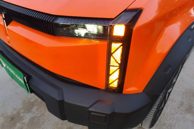 Used iCAR 03 2024 501km Four-wheel Drive Long-range Intelligent Driving Edition
