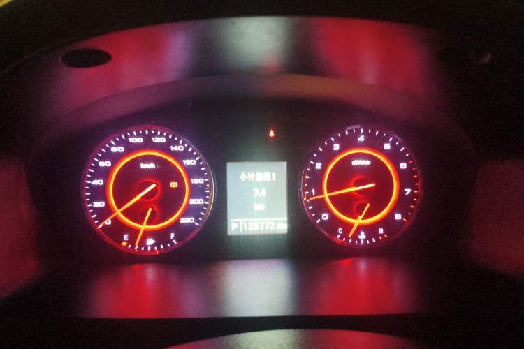 Used SAIC MAXUS G10 2018 PLUS 2.0T Automatic Smart Edition
