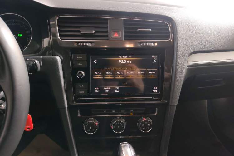 Used Volkswagen Golf 2019 200TSI DSG Comfort & Ambition Edition China VI Standard
