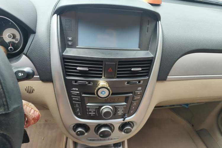 Used Buick Excelle 2011 1.6 LX-MT