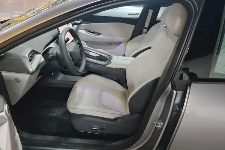 Used ARCFOX Alpha S5 2025 Facelifted 560PRO 185kW