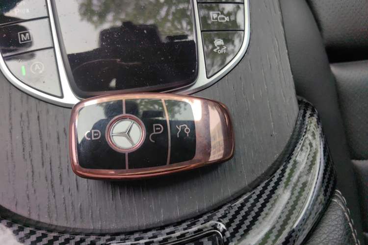 Used Mercedes-Benz GLC Coupe 2021 GLC 300 4MATIC Coupe SUV Vehicle Key