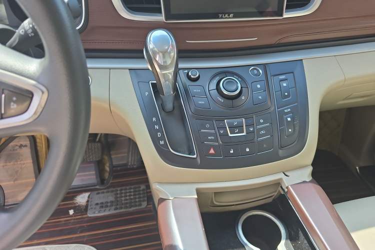 Used Buick GL8 2018 28T Comfort Model China VI Standard
