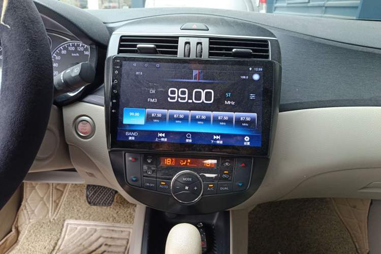 Used Nissan Tiida 2011 1.6L CVT Smart Version Audio And AC Panel