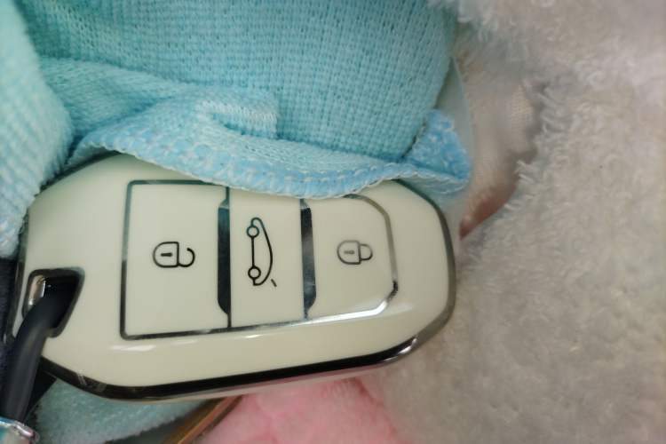 Used Peugeot 408 2022 1.6T Light-Chasing Edition Vehicle Key