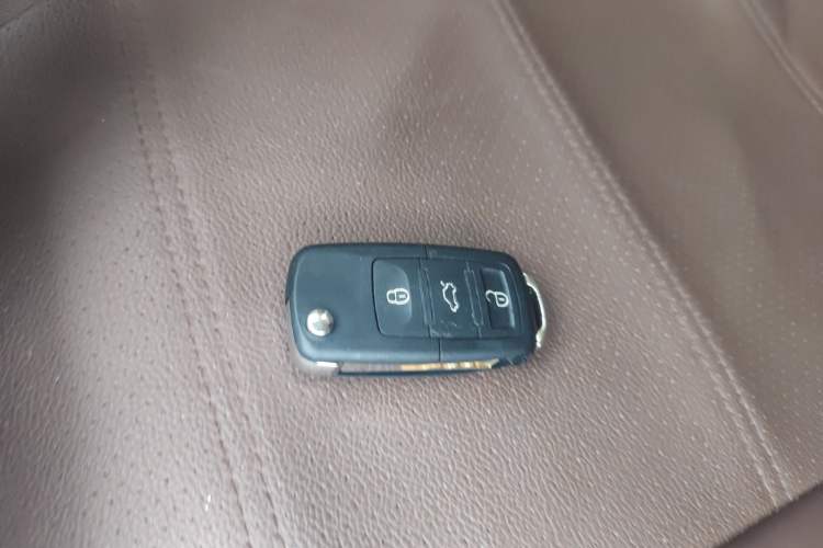 Used Wuling Hongguang MINIEV 2025 Four-Door Version Advanced Edition Vehicle Key
