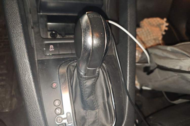 Used Volkswagen Scirocco 2010 2.0 TSI Luxury Edition Gear Lever