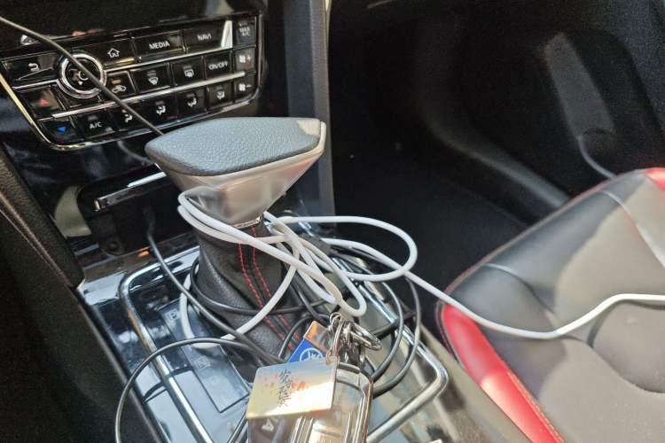 Used Venucia D60 2019 1.6L XL CVT Smart Connect Elite Edition