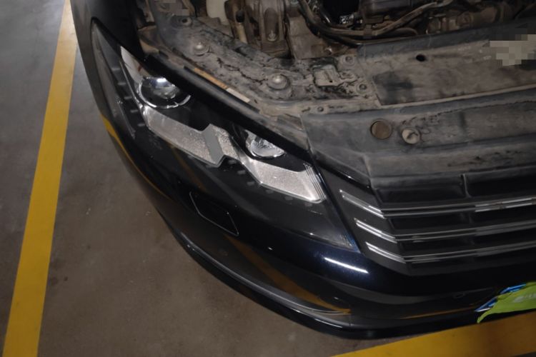 Used Volkswagen Passat 2014 1.8TSI DSG Ultimate Edition Right Front Headlight