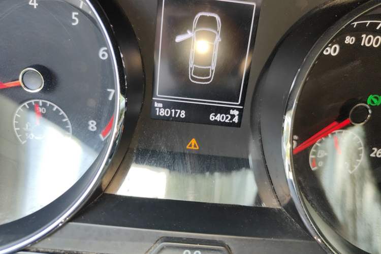 Used Volkswagen Lamando 2018 280TSI DSG Comfort Edition
