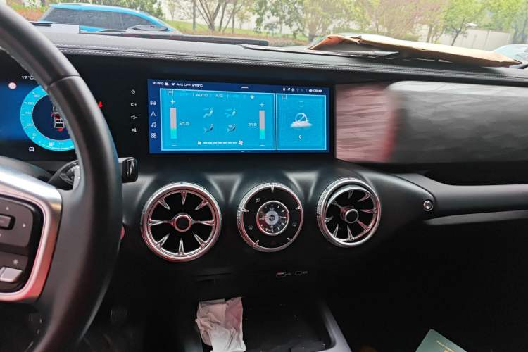 Used Tank 300 2021 Off-Road Edition 2.0T Challenger Audio And AC Panel