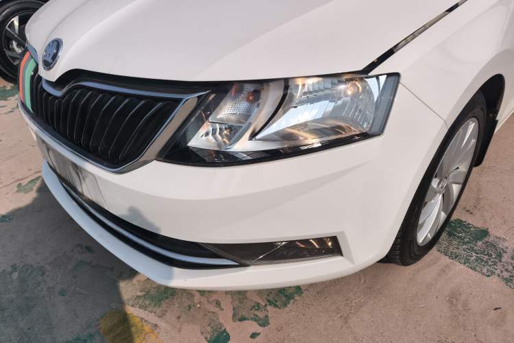 Used Skoda Rapid 2019 1.5L Automatic Comfort Edition China VI Standard