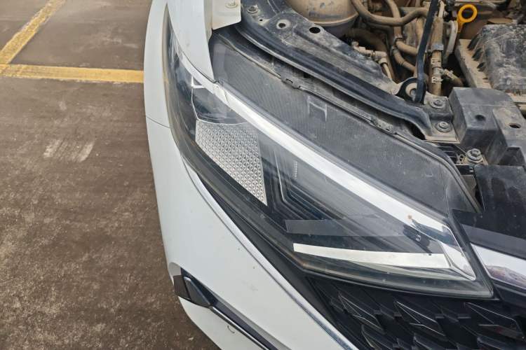 Used Jetta VS7 2023 280TSI Automatic Trend Edition Right Front Headlight