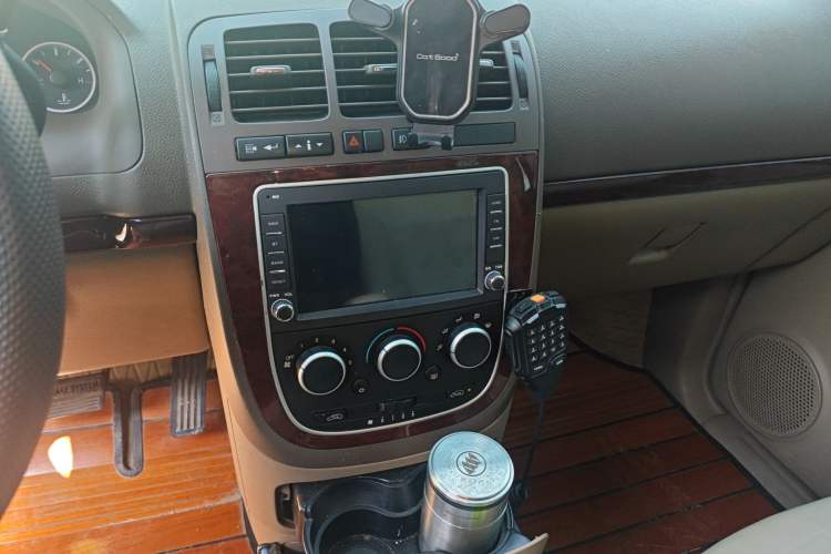 Used Buick GL8 2014 2.4L Classic Edition
