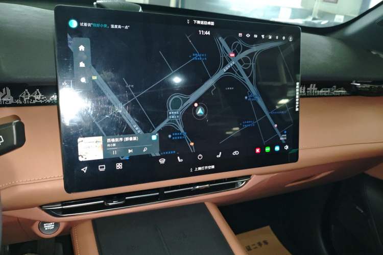 Used CHANGAN UNI-Z 2025 1.5T Premium Edition Audio And AC Panel