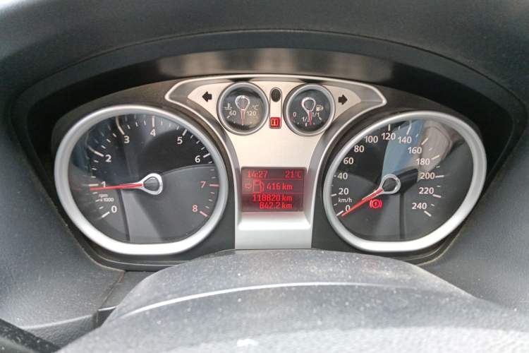 Used Ford Focus 2011 Hatchback 1.8L Manual Comfort Model
