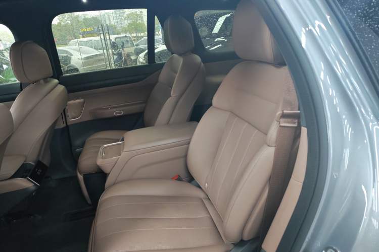 Used Nio ES8 2024 100kWh Signature Edition
