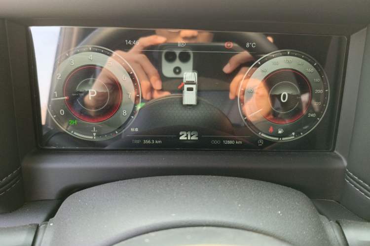 Used 212 T01 2025 2.0T Changfeng