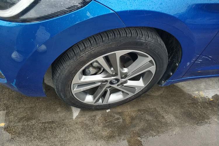 Used Hyundai Elantra (6th Generation / Lingdong) 2016 1.6L Automatic ZhiXuan – Elite Version