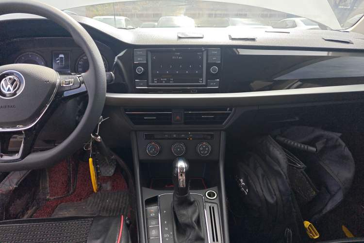 Used Volkswagen Lavida 2019 1.5L Automatic Comfort Edition China VI Standard
