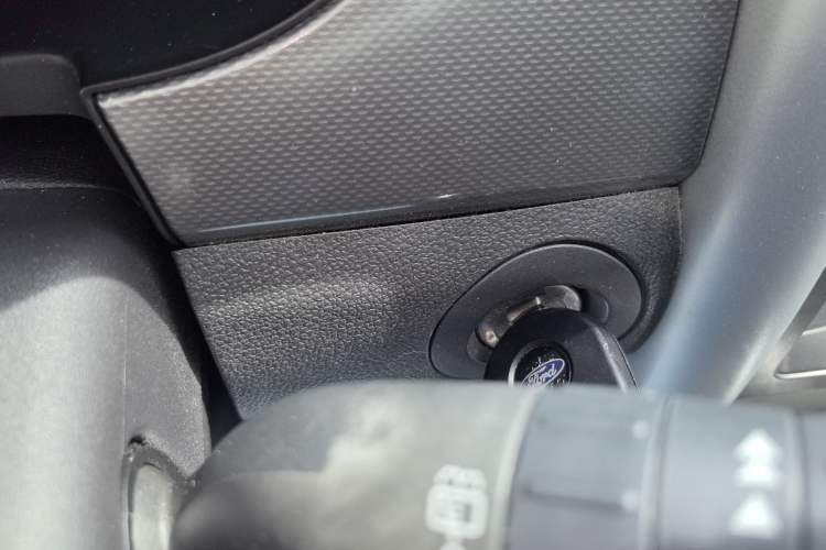 Used Ford Edge 2012 2.0T Elite Edition