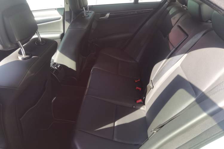 Used Mercedes-Benz C-Class 2013 C 180 Classic Grand Edition