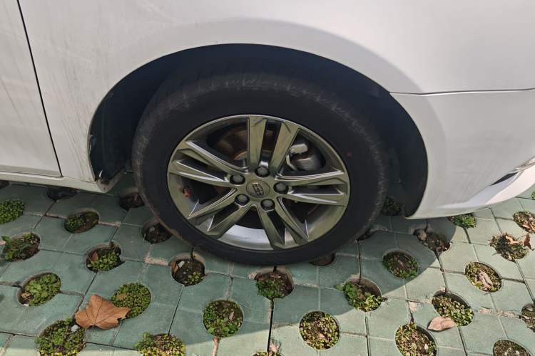 Used Geely Auto Emgrand 2017 Sedan Million Edition 1.5L Manual - Upward Version