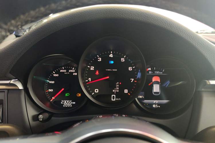 Used Porsche Macan 2018 Macan 2.0T