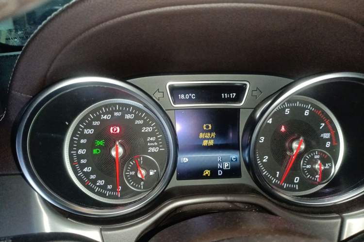 Used Mercedes-Benz GLS 2018 Facelift GLS 320 4MATIC Instrument Cluster
