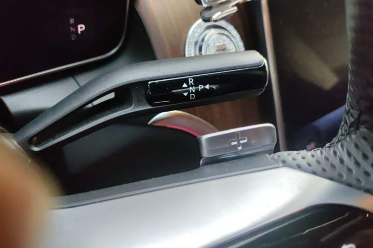 Used Mercedes-Benz GLC 2024 GLC 300 L 4MATIC Dynamic Edition 5-seater