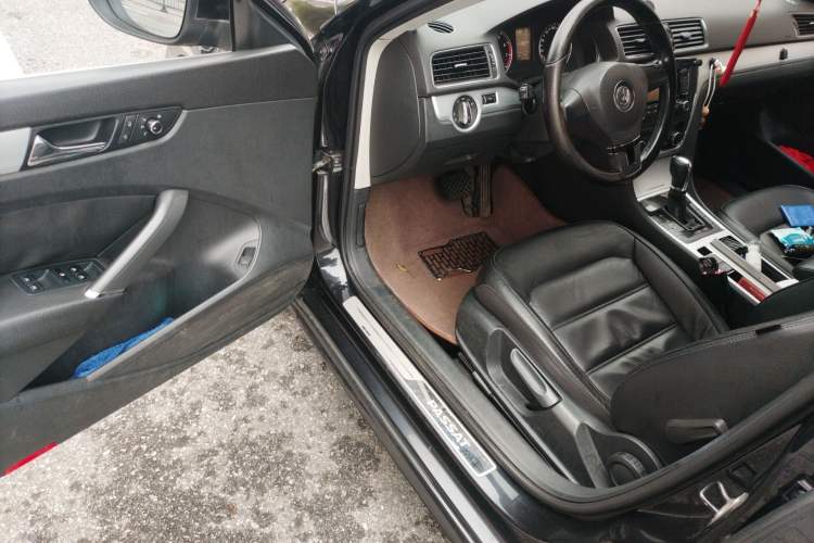 Used Volkswagen Passat 2011 1.8TSI Automatic Prestige Edition
