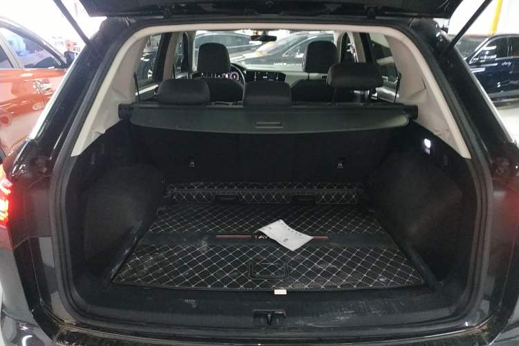 Used Volkswagen Tayron 2019 330TSI Two-Wheel-Drive Luxury Plus China VI Standard
