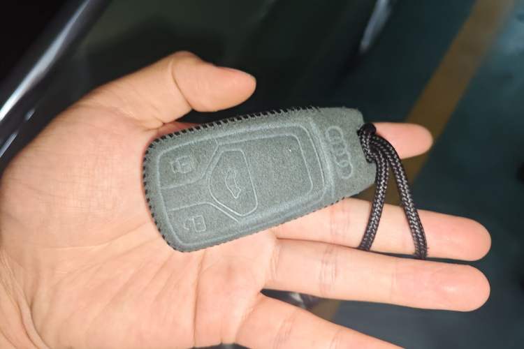 Used Audi A5 2021 Sportback 40 TFSI Fashionable and Dynamic Model Vehicle Key