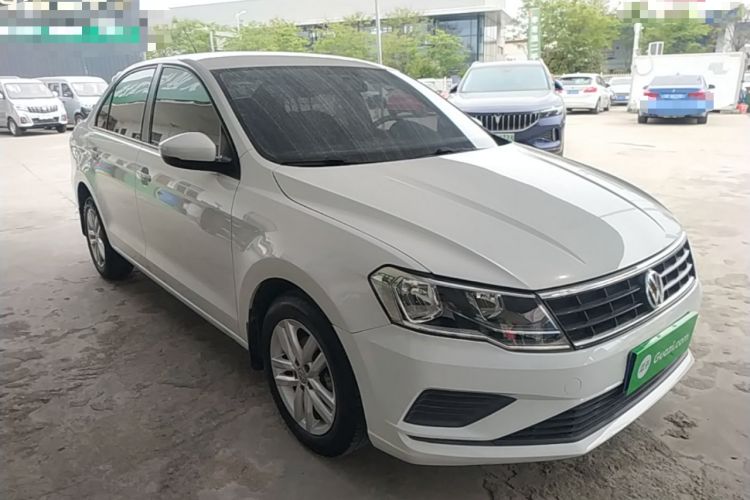 Used Volkswagen Jetta 2019 Dream Edition 1.4L Manual Fashion Version
