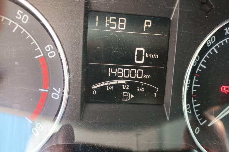 Used Skoda Rapid Spaceback 2016 Revised 1.6L Automatic Chuanxing Version
