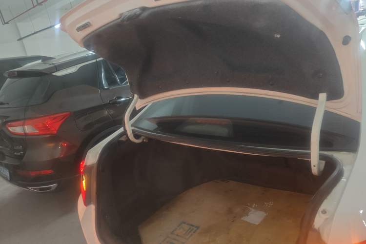 Used Honda Crider 2016 1.8L CVT Luxury Edition Trunk