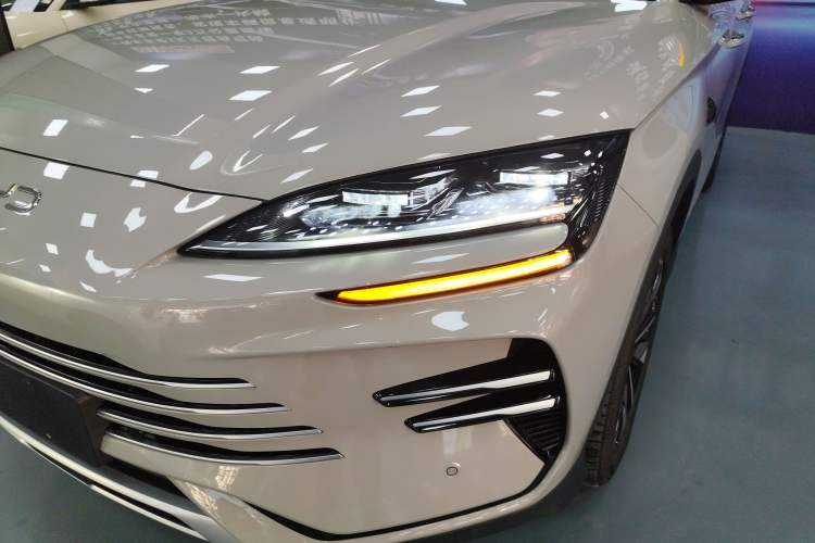 Used BYD Song PLUS New Energy 2025 DM-i Smart Drive 112KM Prestige Model