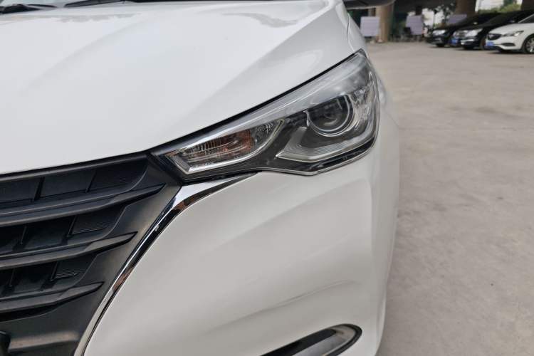 Used Changan Alsvin 2019 1.5L DCT Comfort Model China VI Standard
