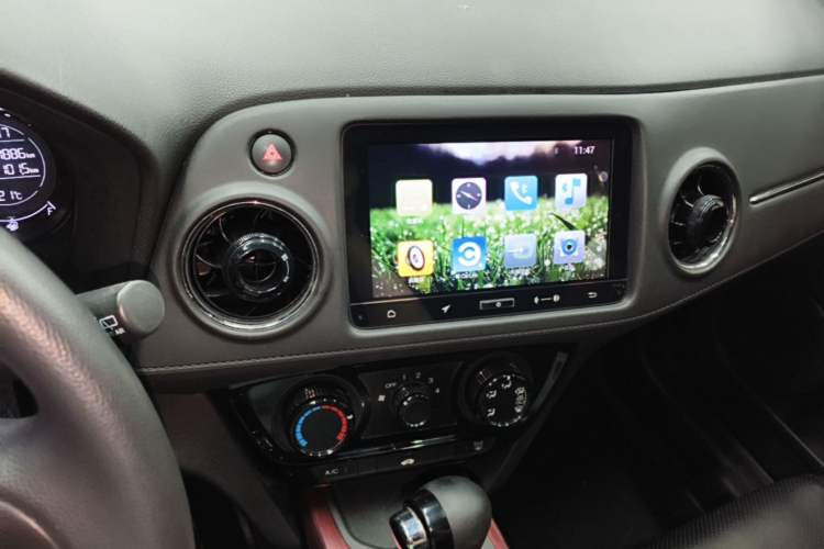 Used Honda XR-V 2017 1.5L LXi CVT Classic Edition Audio And AC Panel