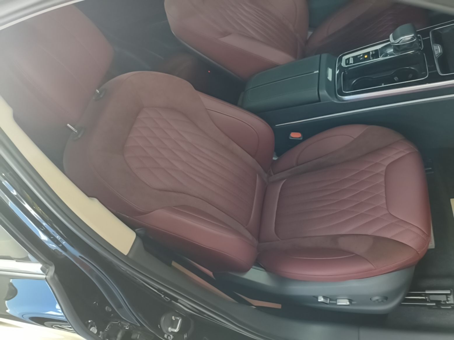 Hongqi HS5 2023 2.0T Qixiang Pro Edition — снимка 19