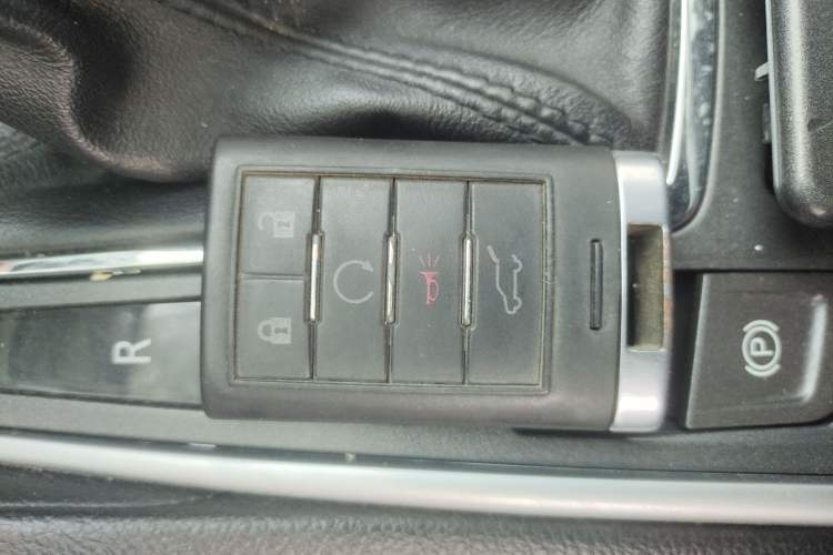 Used Cadillac SRX 2011 3.0L Flagship Edition
