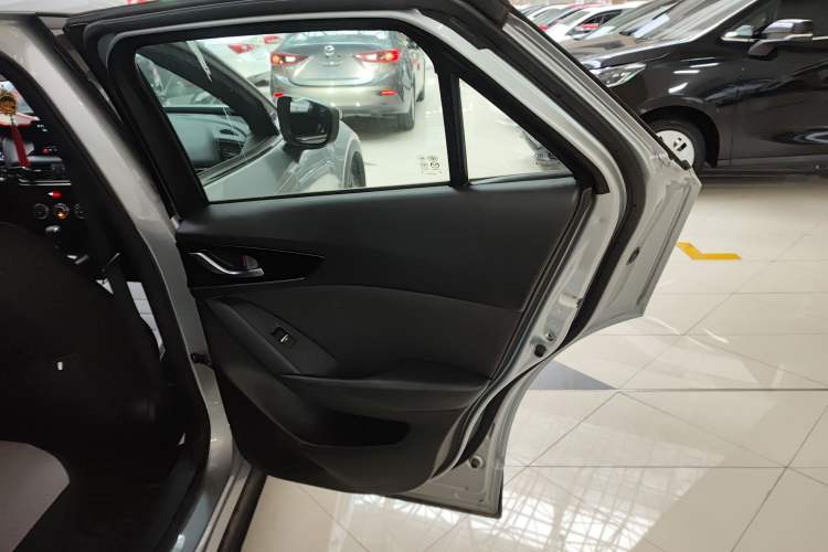 Used Mazda CX-4 2021 2.0L Automatic Two-Wheel Drive Blue Sky Dynamic Edition