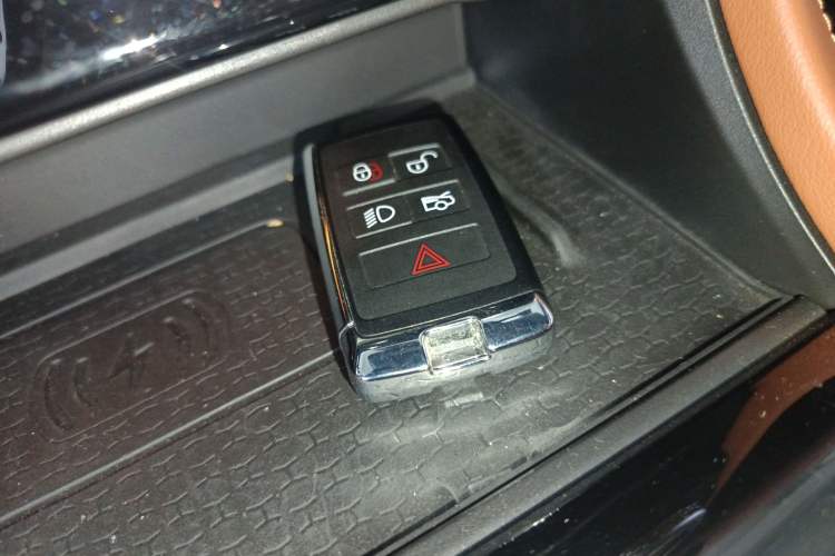 Used Jaguar XFL 2021 XFL 2.0T P250 Two-Wheel-Drive Elite Sport Edition