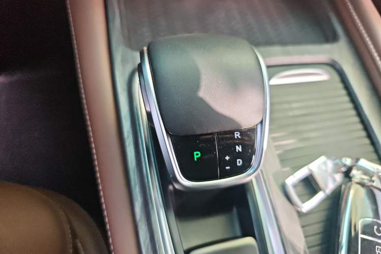 Used Chery Arrizo 8 2023 High-Performance Edition 2.0T DCT Powerfully Equipped
