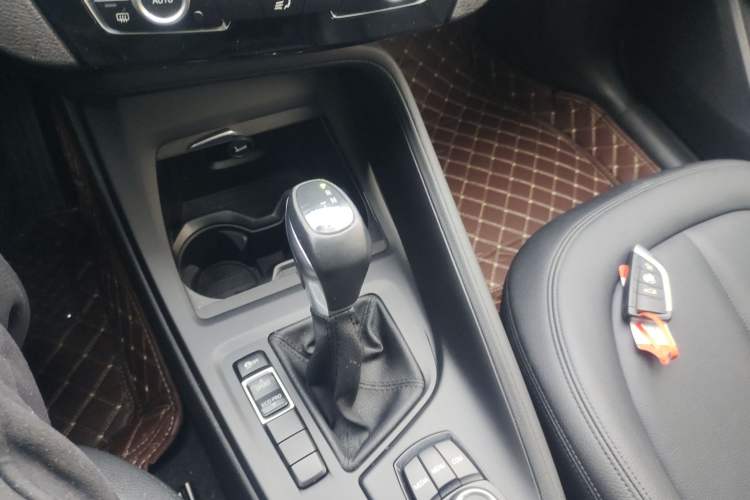 Used BMW X1 2018 sDrive20Li Leading Model