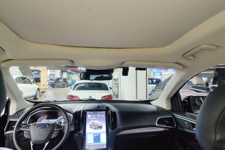 Used Ford Edge 2020 EcoBoost 245 Two-Wheel Drive Titanium 7-Seater