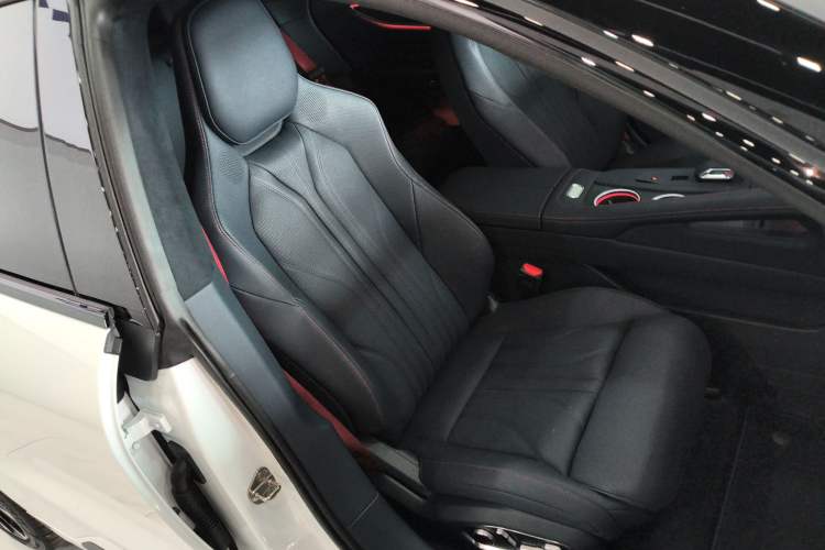 Used Zeekr 001 2026 Model 103° Four-Wheel Drive Ultra Version
