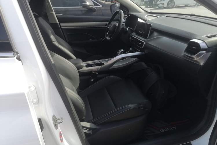 Used Geely Auto Coolray 2019 260T DCT Knight China VI Standard
